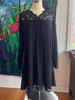 $49 SALE Black Lace Mini LBD Date Cocktail Party Holiday Flirty Flowy Sexy